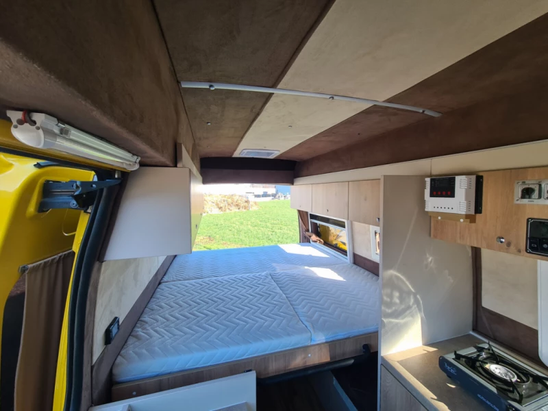 ADVENTURE MASTER Autocamper - Lachen, Schweiz