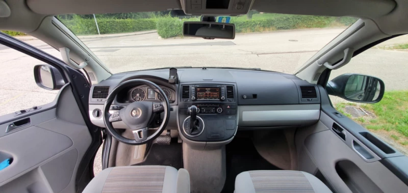 VW T5 California Campingbus - Milvignes, Schweiz