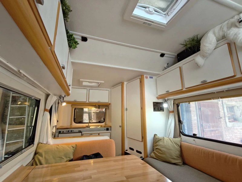 Hymer Camp 55 Wohnmobil - Herrenschwanden, Schweiz