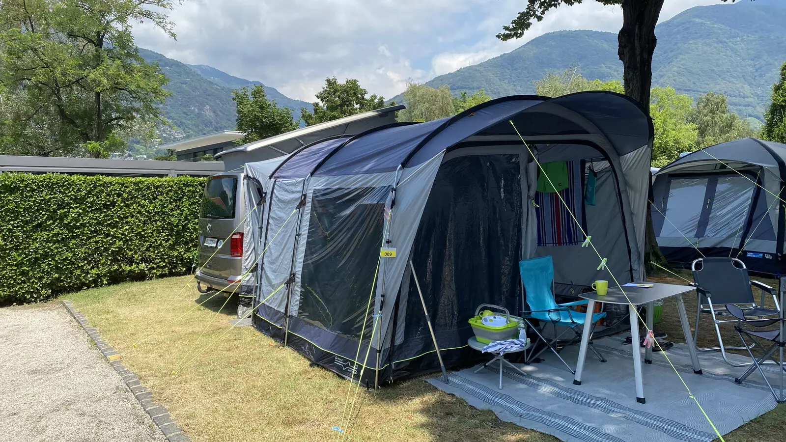VW T6 California Beach Liberty Campervan - Biel, Schweiz