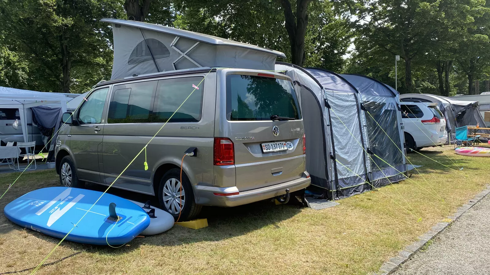 VW T6 California Beach Liberty Campervan - Biel, Schweiz