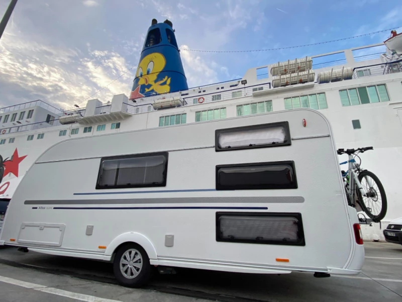 Adria Altea 552 PK Wohnwagen - Prez-vers-Noréaz, Schweiz