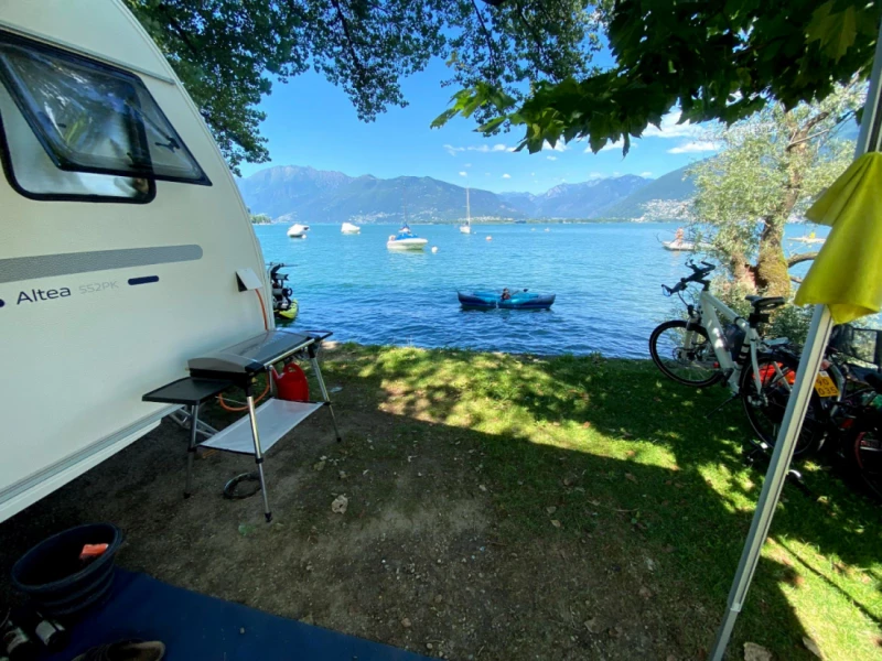 Adria Altea 552 PK Wohnwagen - Prez-vers-Noréaz, Schweiz