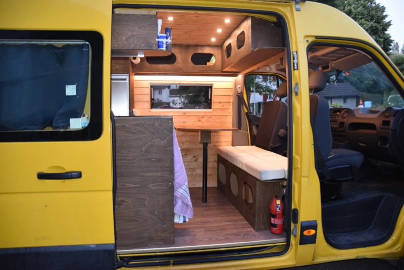 Renault Master Campingbus - Ehrendingen, Schweiz