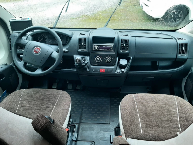 Sunlight T64 Wohnmobil - Wangen, Schweiz