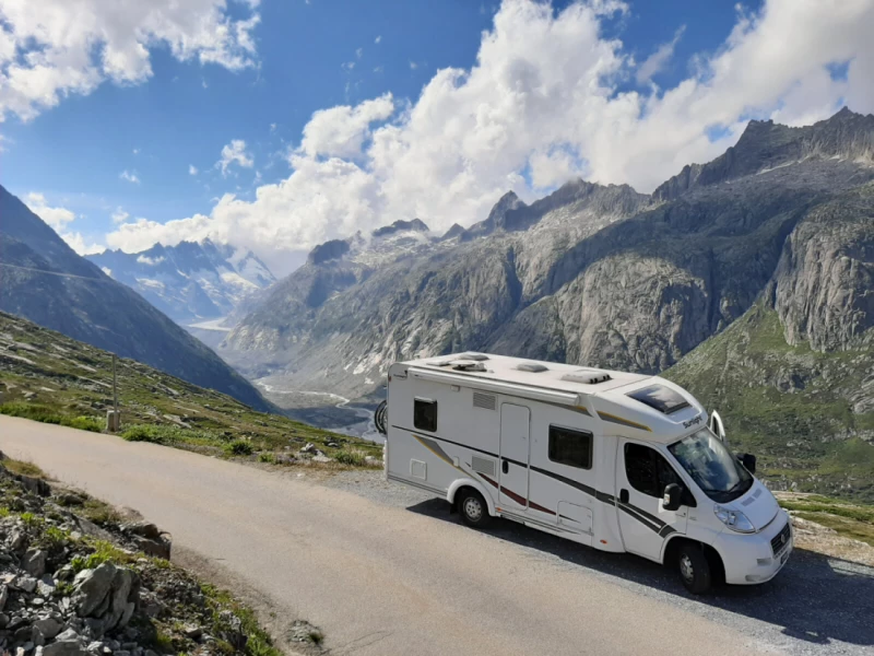 Sunlight T64 Wohnmobil - Wangen, Schweiz