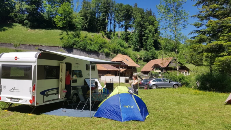 Bürstner Averso Plus 510 TK Wohnwagen - Belp, Schweiz