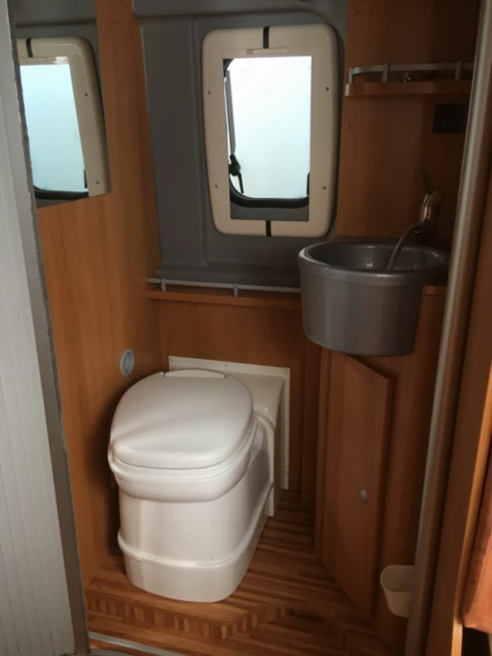Pössl Fiat Ducato Roadcruiser Wohnmobil - Heimberg, Schweiz