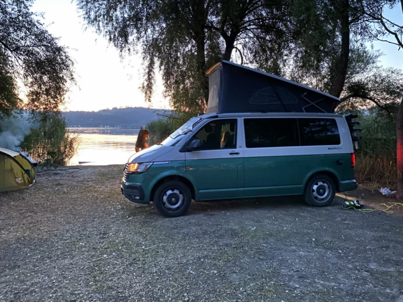 VW California 6.1 Beach Campingbus - Aesch, Schweiz
