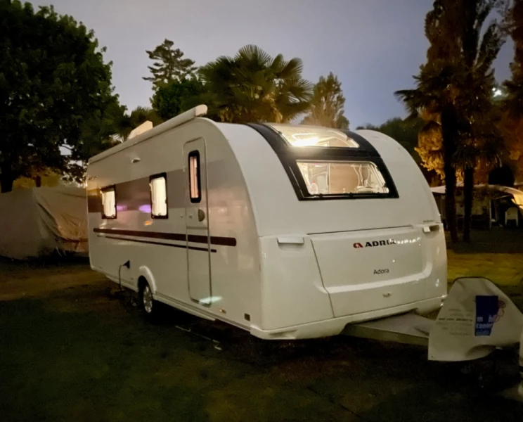 Adria Adora 613 HT Caravan - Steinhausen, Switzerland