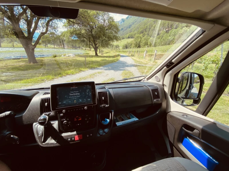 Pössl Summit 600 plus Wohnmobil - Trimmis, Schweiz