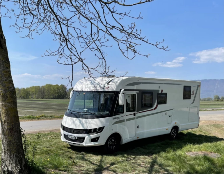 Rapido Rapido 896 F Motorhome - Châtel-Saint-Denis, Switzerland