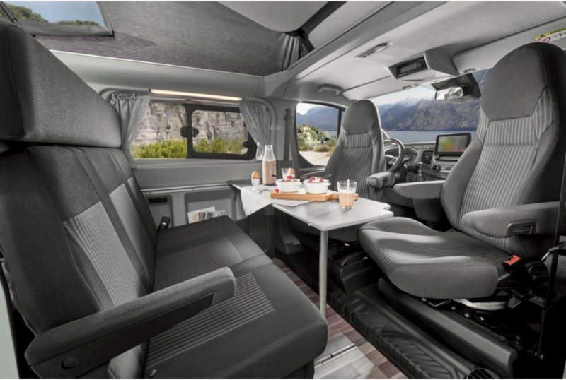 Westfalia Ford Transit Custom Nugget Campingbus - Saas-Fee, Schweiz