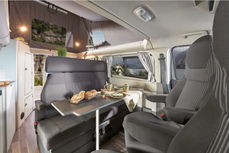 Westfalia Ford Transit Custom Nugget Campingbus - Saas-Fee, Schweiz