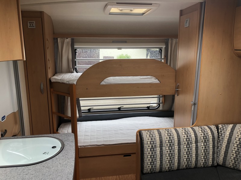 Knaus Südwind 550 Wohnwagen - Neerach, Schweiz