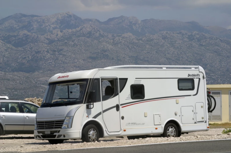 Dethleffs Globebus Wohnmobil - Eschenbach, Schweiz