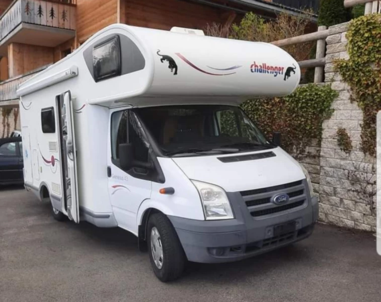Challenger Genesis 43 Wohnmobil - Roche, Schweiz