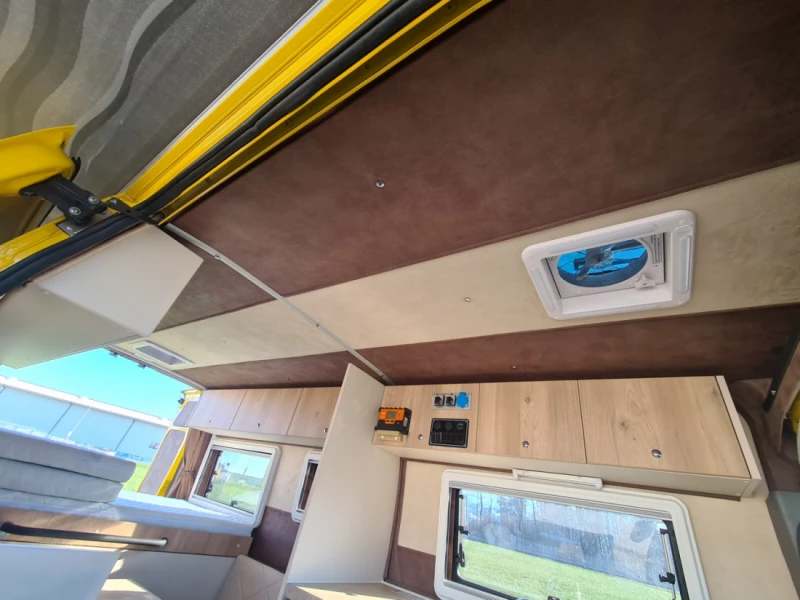 Renault MASTER Campingbus - Lachen, Schweiz
