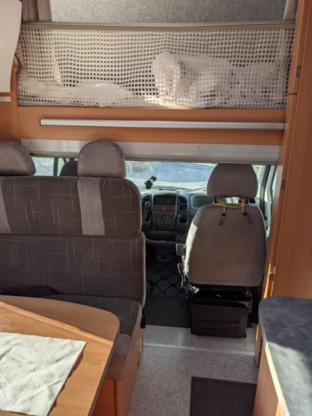 Knaus Sun Traveller 700 DG Wohnmobil - Champéry, Schweiz