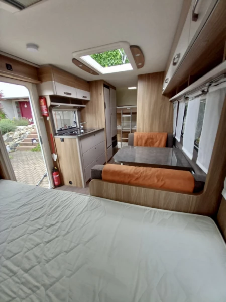 Bürstner Bürsten Premio 495 TK Tonic Husvagn - Altikon, Schweiz