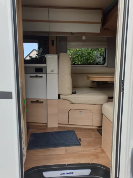 Hymer B-Klasse Master Line 880 Wohnmobil - Weisslingen, Schweiz