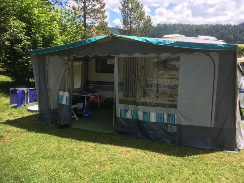 Hobby Hobby 470 Wohnwagen - Thun, Schweiz