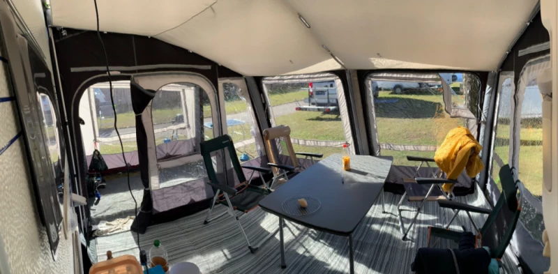 Hobby Hobby 500 KMFe Wohnwagen - Thun, Schweiz