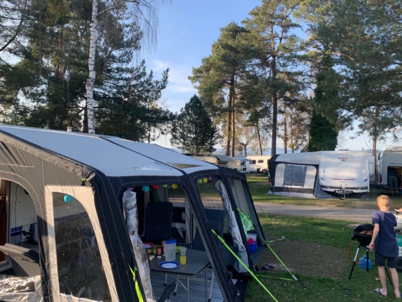 Hobby Hobby 500 KMFe Wohnwagen - Thun, Schweiz
