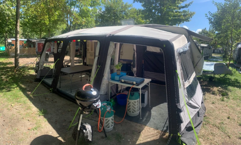 Hobby Hobby 500 KMFe Wohnwagen - Thun, Schweiz