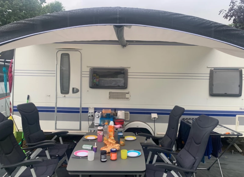 Hobby Hobby 500 KMFe Wohnwagen - Thun, Schweiz