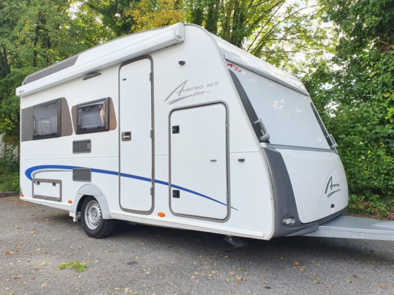 Bürstner Averso Plus 440 TK Wohnwagen - Heiligkreuz, Schweiz