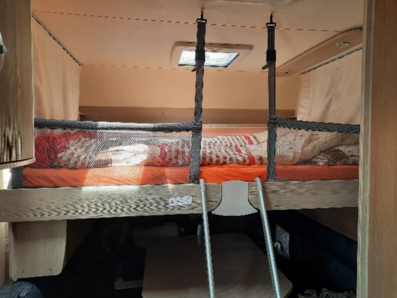 Bürstner Averso Plus 440 TK Wohnwagen - Heiligkreuz, Schweiz