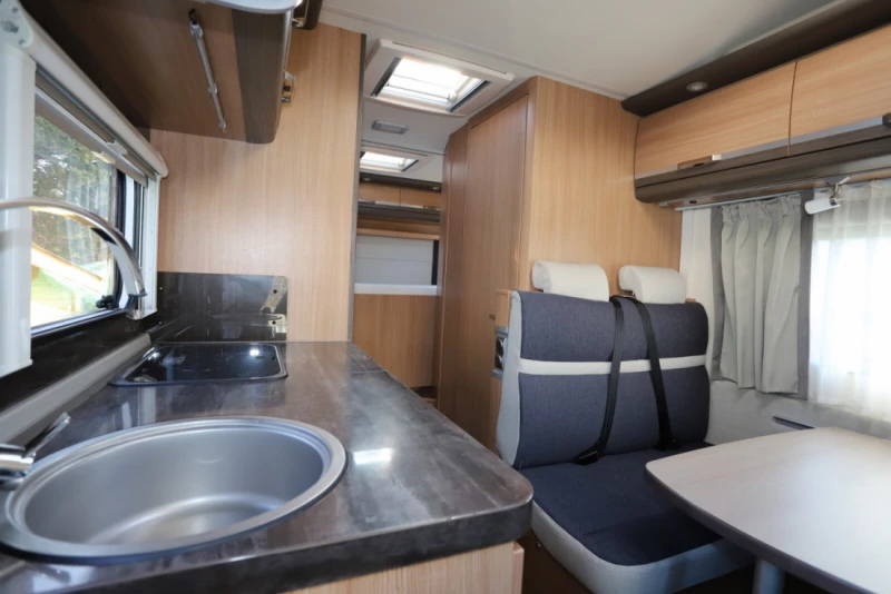 Knaus Sky Traveller 650DG Wohnmobil - Menziken, Schweiz