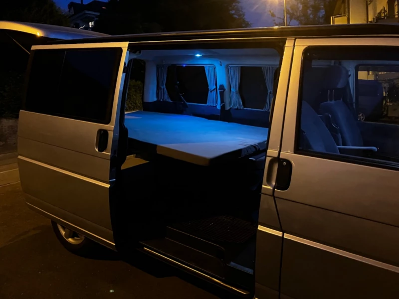VW Volkswagen T4 Caravelle Camper Campingbus - Luzern, Schweiz
