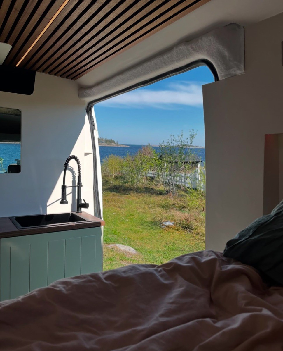 Att Hyra Peugeot Boxer Van 2 2 HDi Campervan I Kvissleby Fr n 1 563 SEK att-hyra-peugeot-boxer-van-2-2-hdi-campervan-i-kvissleby-fr-n-1-563-sek