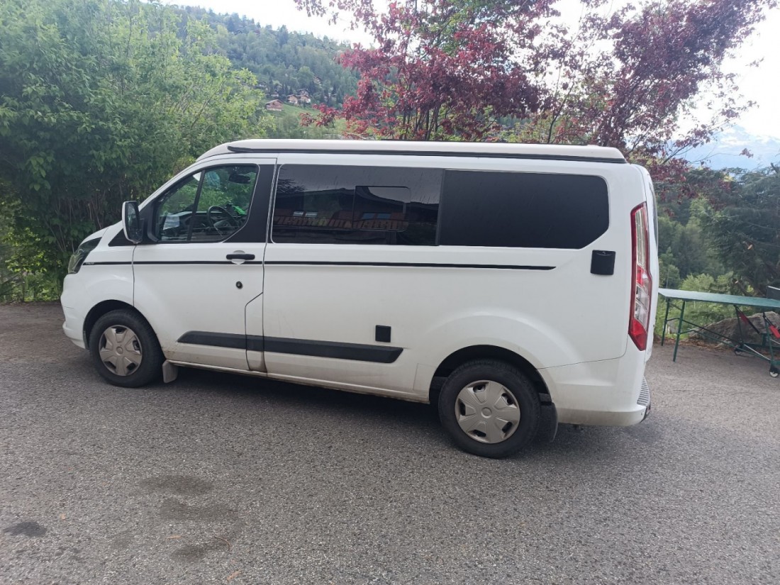 Photo of the vehicle