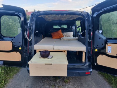 Photo of the vehicle