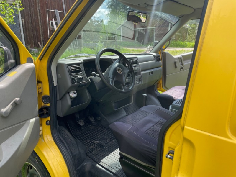 Photo of the vehicle