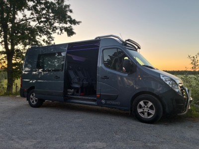 Photo of the vehicle