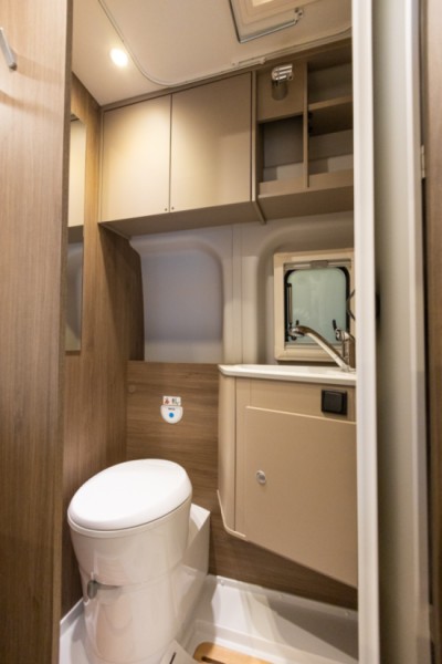 Capron CV590C Campingbus - Mjøndalen, Norwegen