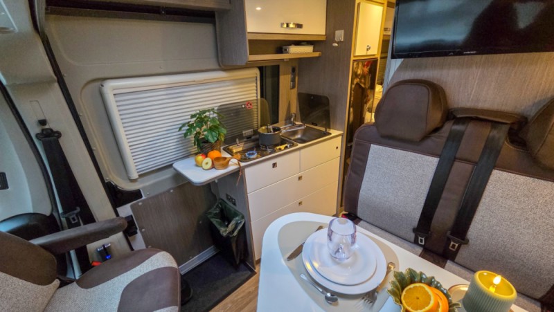 Pössl KW 18 Bybobil - Klokkarvik, Norge