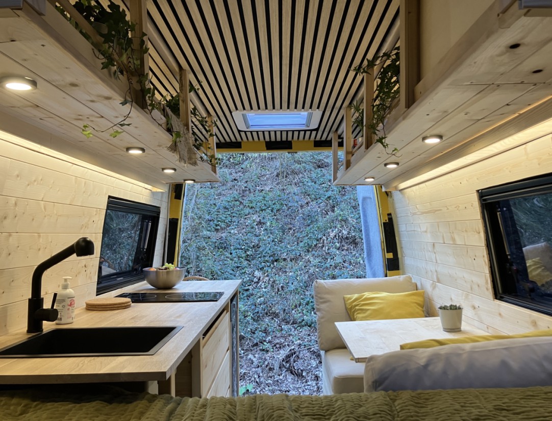 Mercedes Sprinter Retkeilyauto - Baden, Sveitsi