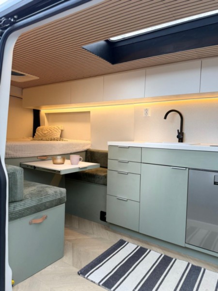 Ford Mercedes-Benz Vito Umpikorinen (BB) 5ov 1950cm3 A Retkeilyauto - Kellokoski, Suomi