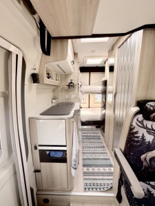   Van - Perrignier, France