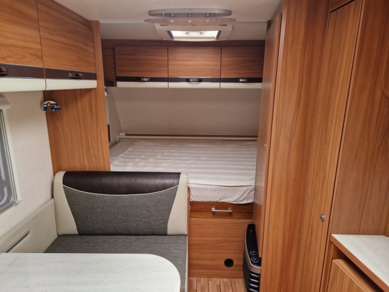 Weinsberg CaraOne 420 Wohnwagen - Stans, Schweiz