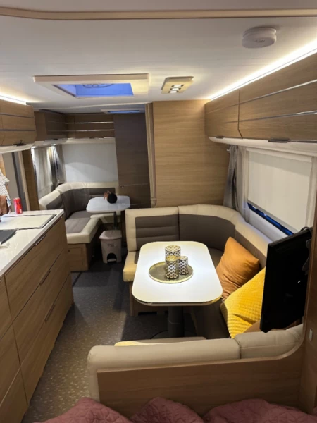 Adria Adora 613PK Wohnwagen - Garnes, Norwegen