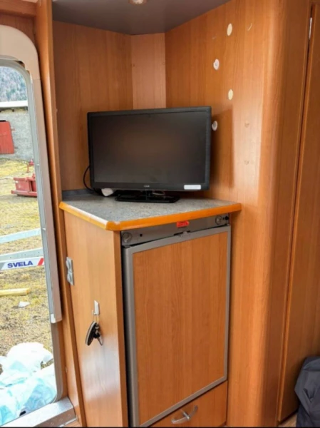 Photo of the vehicle