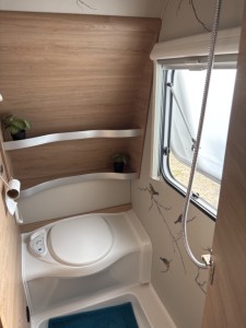 Knaus Südwind FDK 540 Wohnwagen - Adligenswil, Schweiz