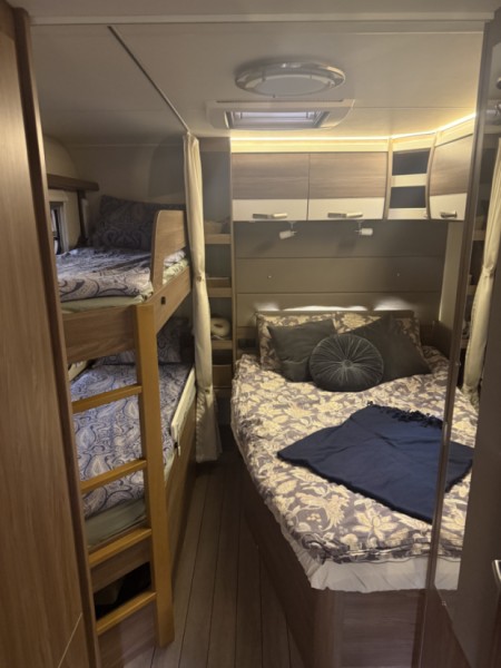 Knaus 590 UK Barnkammare Wohnwagen - Västra Frölunda, Schweden