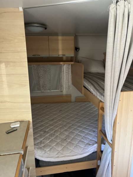 Knaus . Caravane - Högsby, Suède